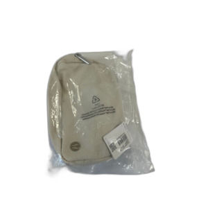 Lululemon Athletica Everywhere Belt Bag 1L (White Opal)